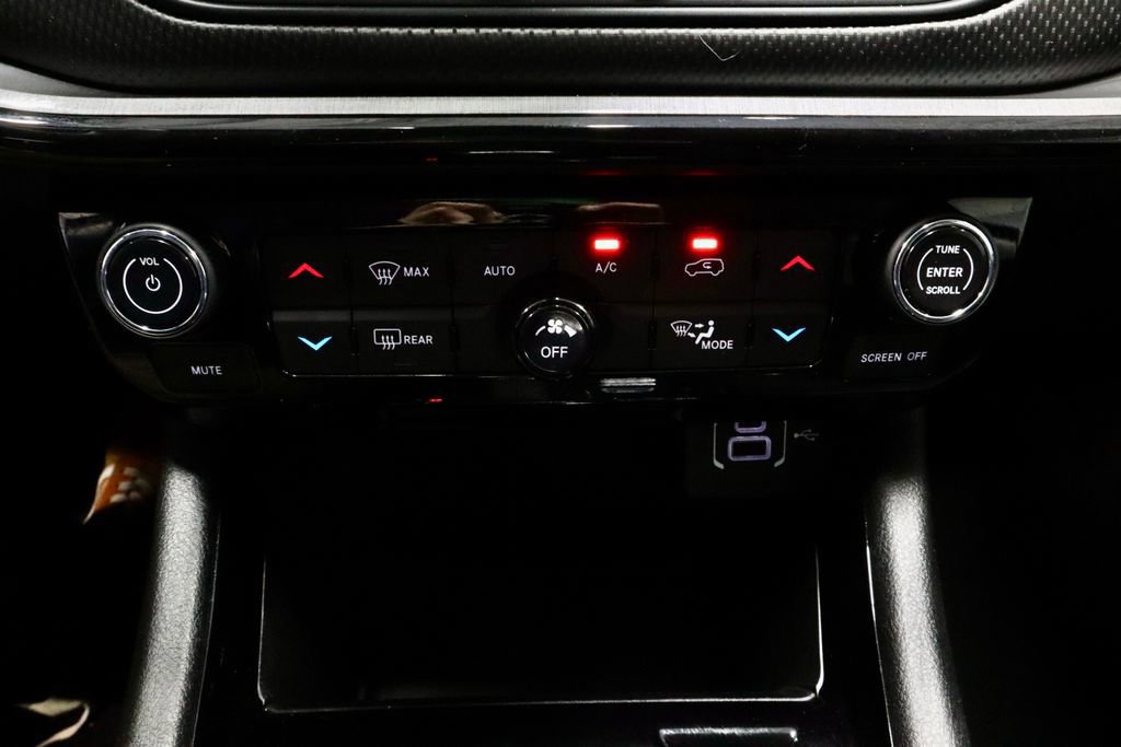 Used 2022 Jeep Compass Trailhawk image 29