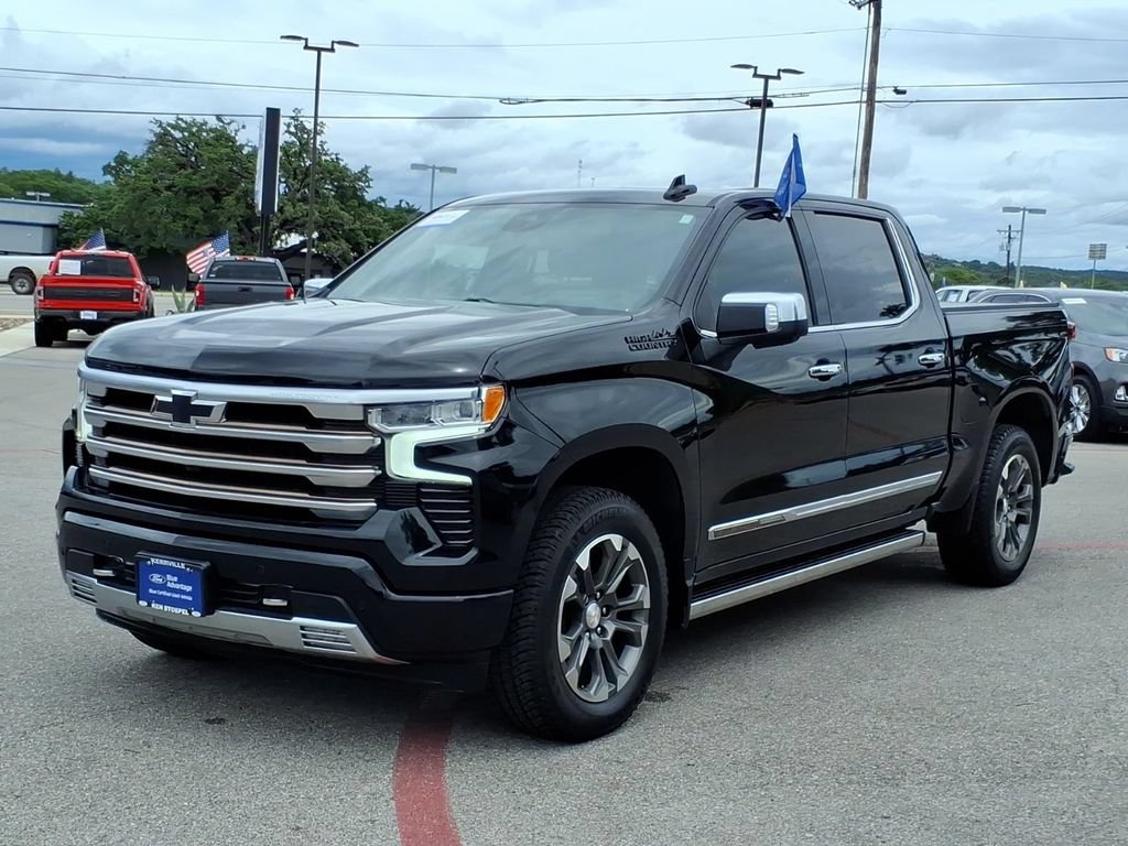 Used 2022 Chevrolet Silverado 1500 High Country w/ Technology Package AWD/4WD image 15