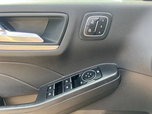 Certified 2023 Ford Escape Platinum AWD/4WD image 22