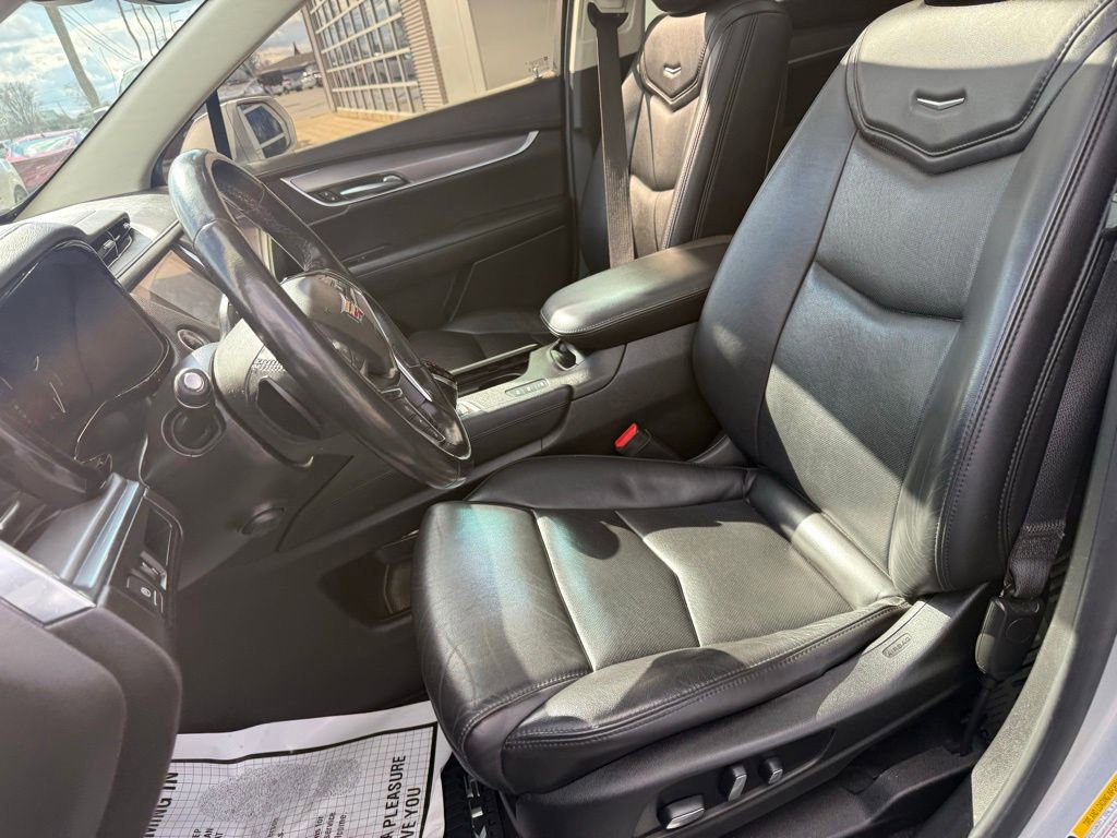 Used 2019 Cadillac XT5 Luxury image 21