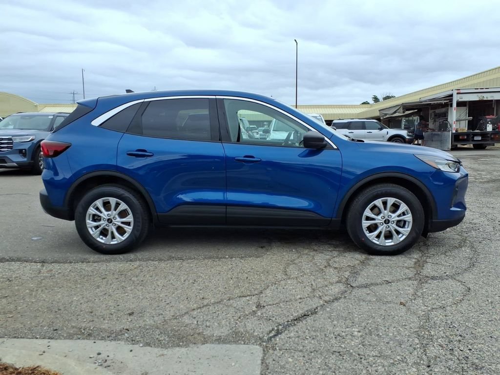 Certified 2023 Ford Escape Active AWD/4WD image 6