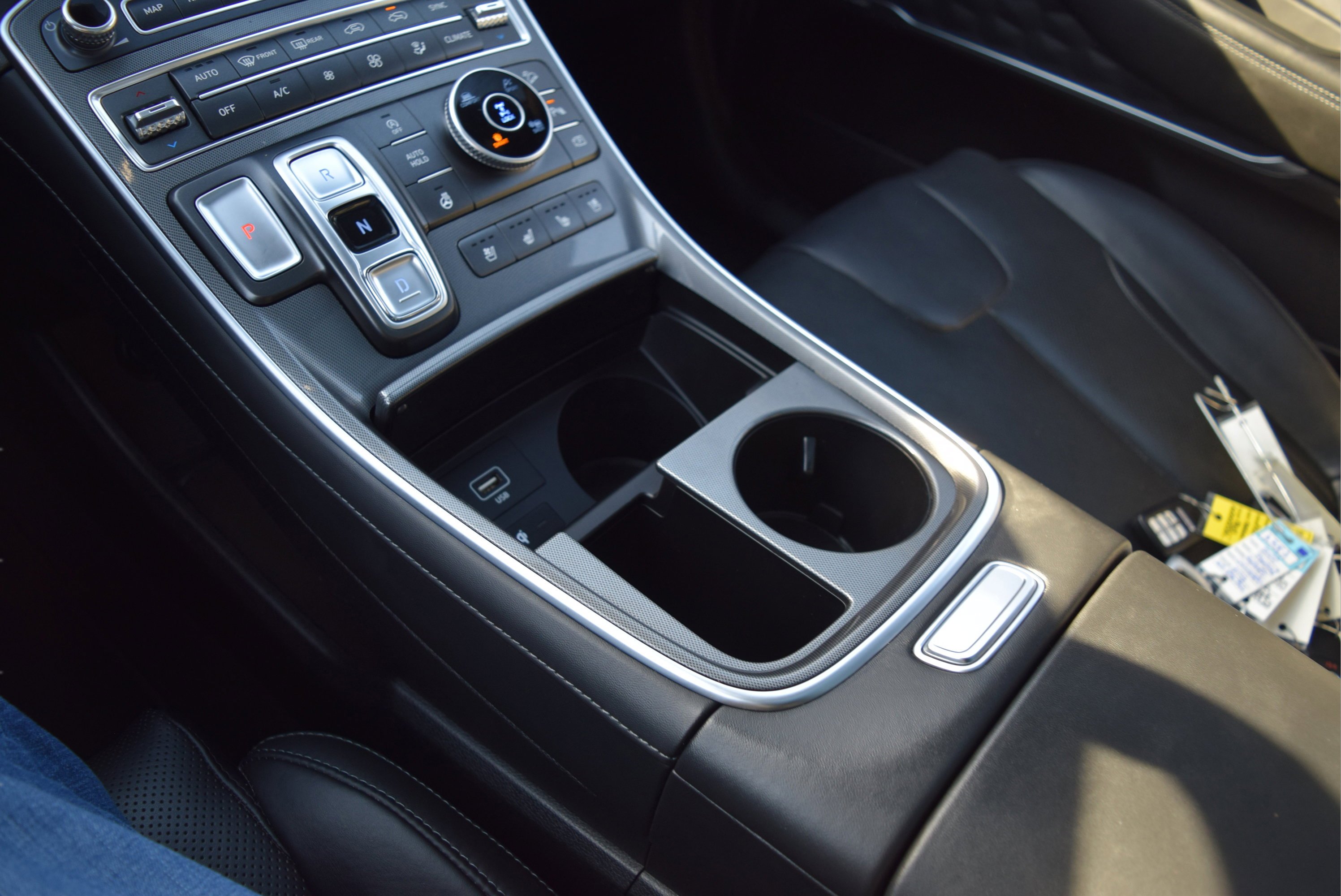 Used 2022 Hyundai Santa Fe Calligraphy image 20