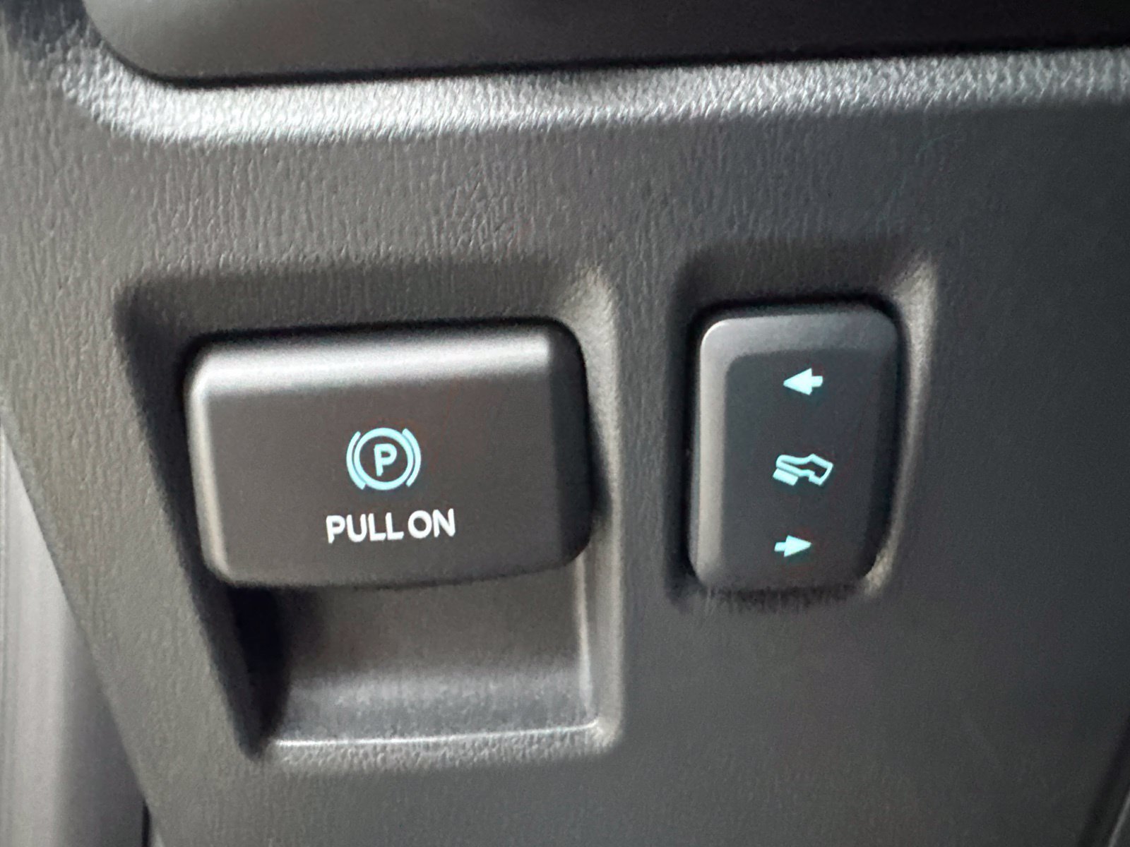Certified 2024 Ford F150 Lariat AWD/4WD image 16