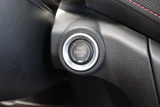 Used 2021 Chevrolet TrailBlazer RS w/ Convenience Package FWD image 26
