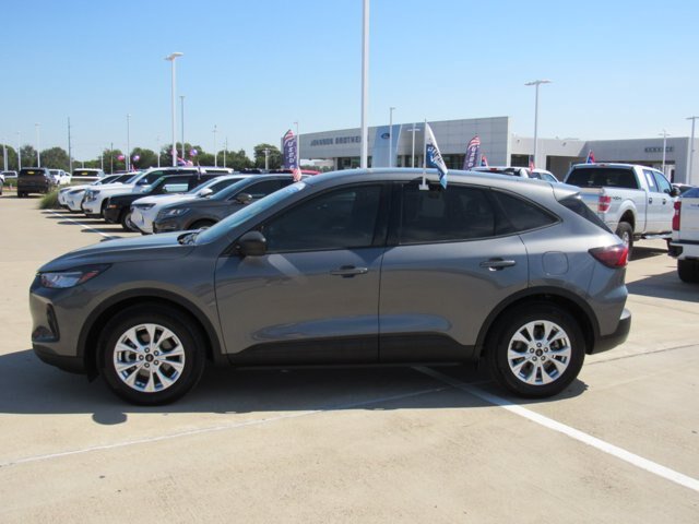 Certified 2025 Ford Escape Active FWD image 4