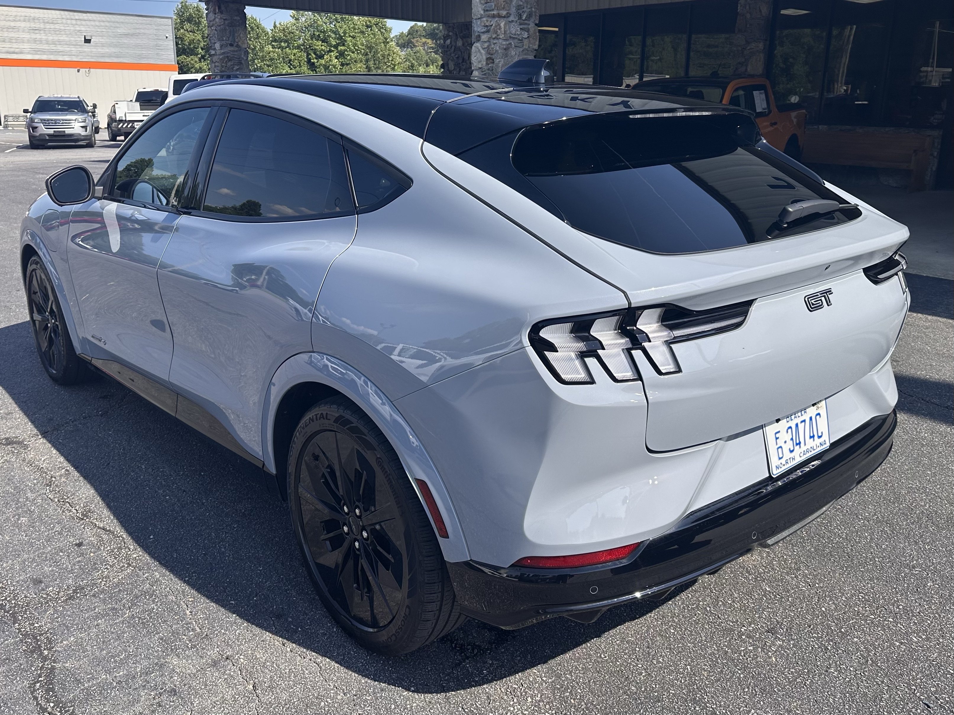 Certified 2025 Ford Mustang Mach-E GT AWD/4WD image 8