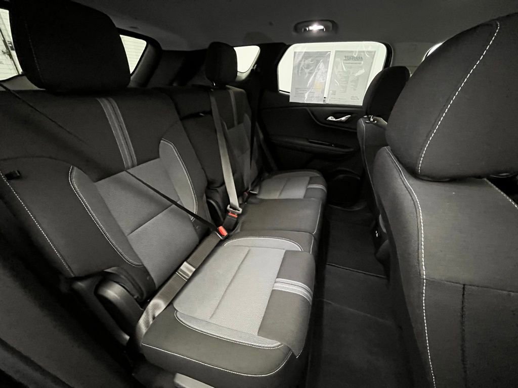 Used 2024 Chevrolet Blazer LT image 32