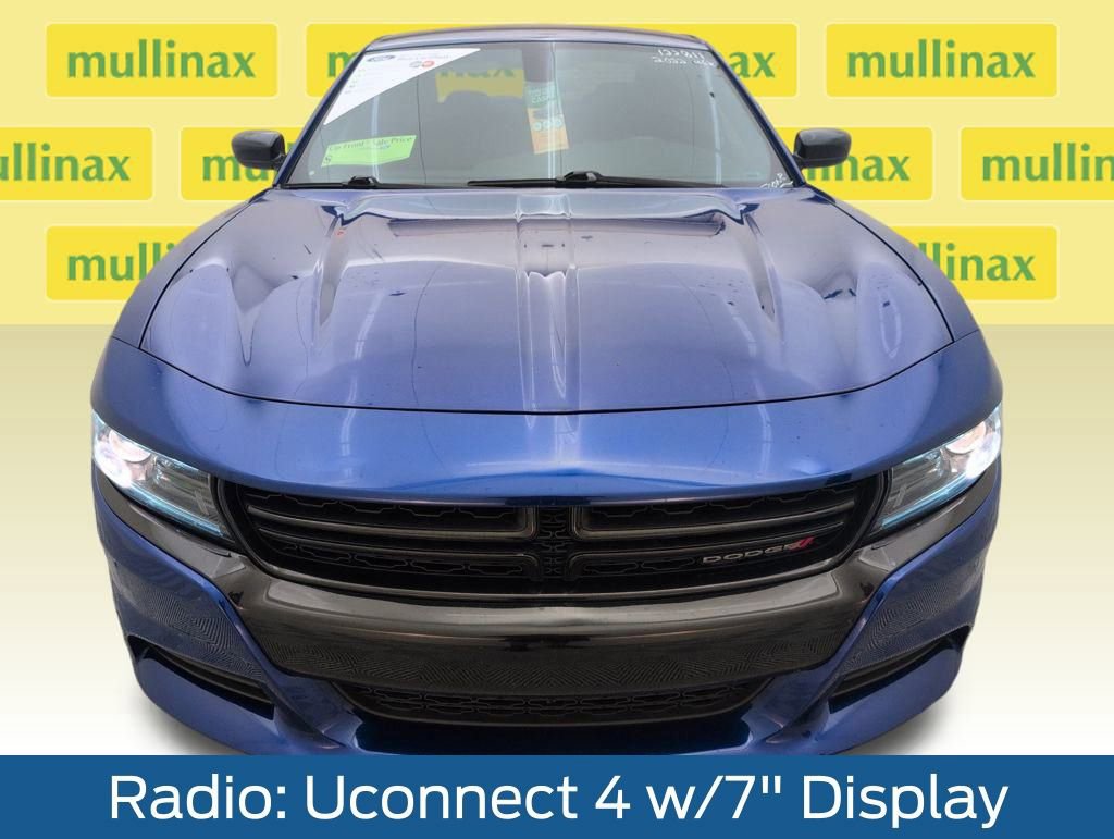 Used 2022 Dodge Charger SXT w/ Blacktop Package image 8