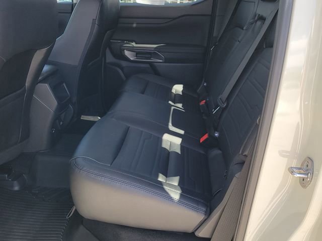 Certified 2025 Ford Ranger Lariat w/ FX4 Off-Road Package AWD/4WD image 9