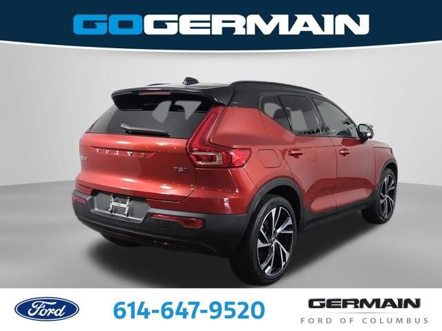 Used 2021 Volvo XC40 T5 R-Design AWD/4WD image 9