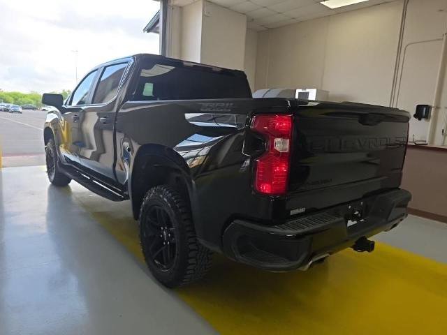 Used 2022 Chevrolet Silverado 1500 Custom Trail Boss w/ Midnight Edition AWD/4WD image 15