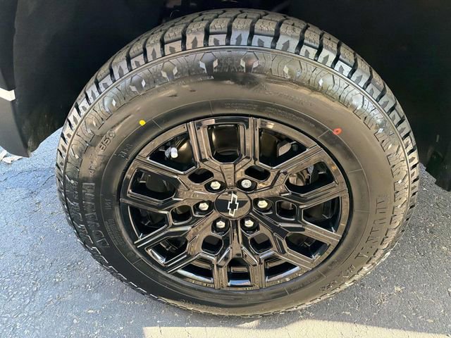 Used 2023 Chevrolet Colorado Trail Boss image 42