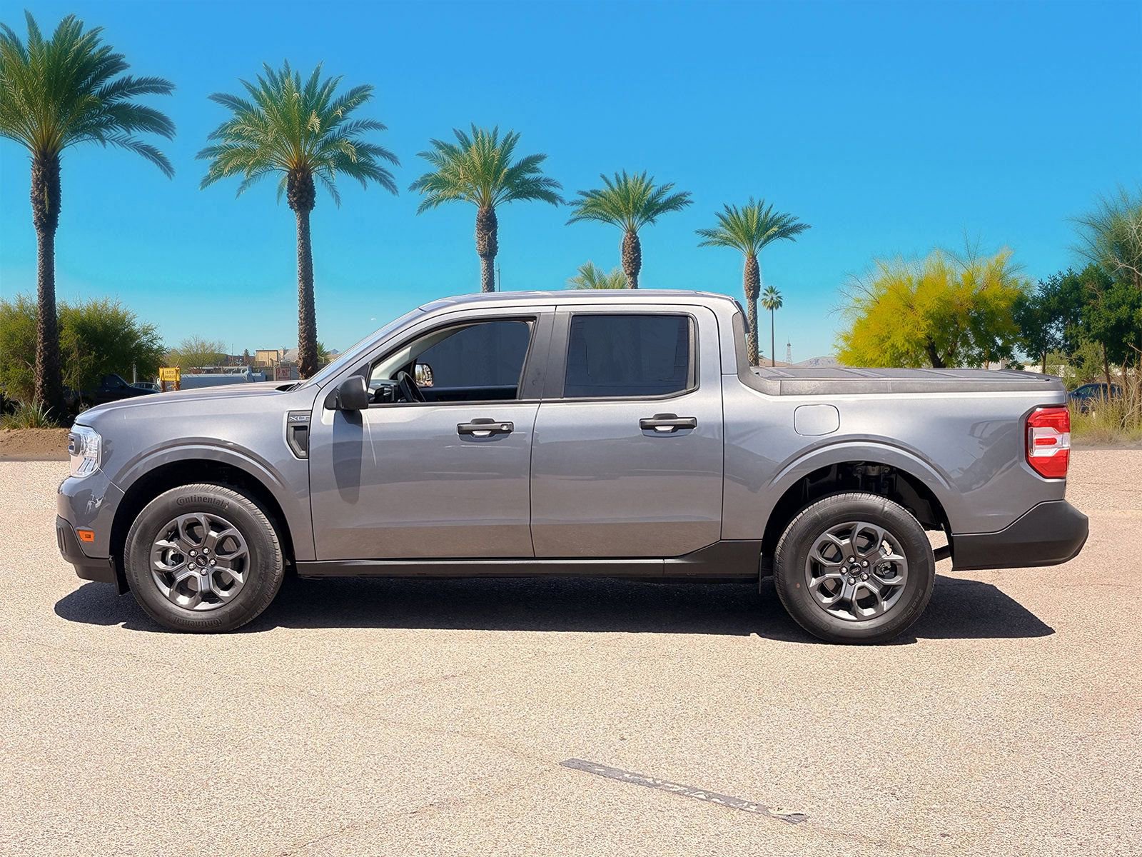 Certified 2024 Ford Maverick XLT w/ Equipment Group 300A Standard AWD/4WD image 2
