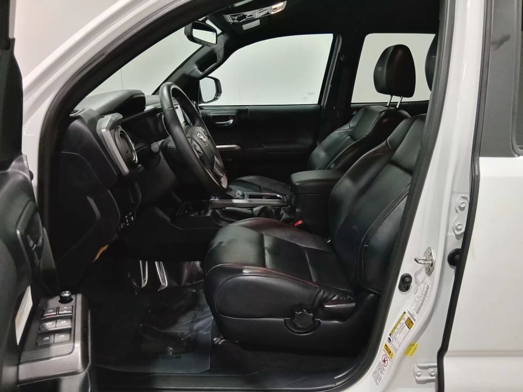 Used 2017 Toyota Tacoma TRD Pro AWD/4WD image 14