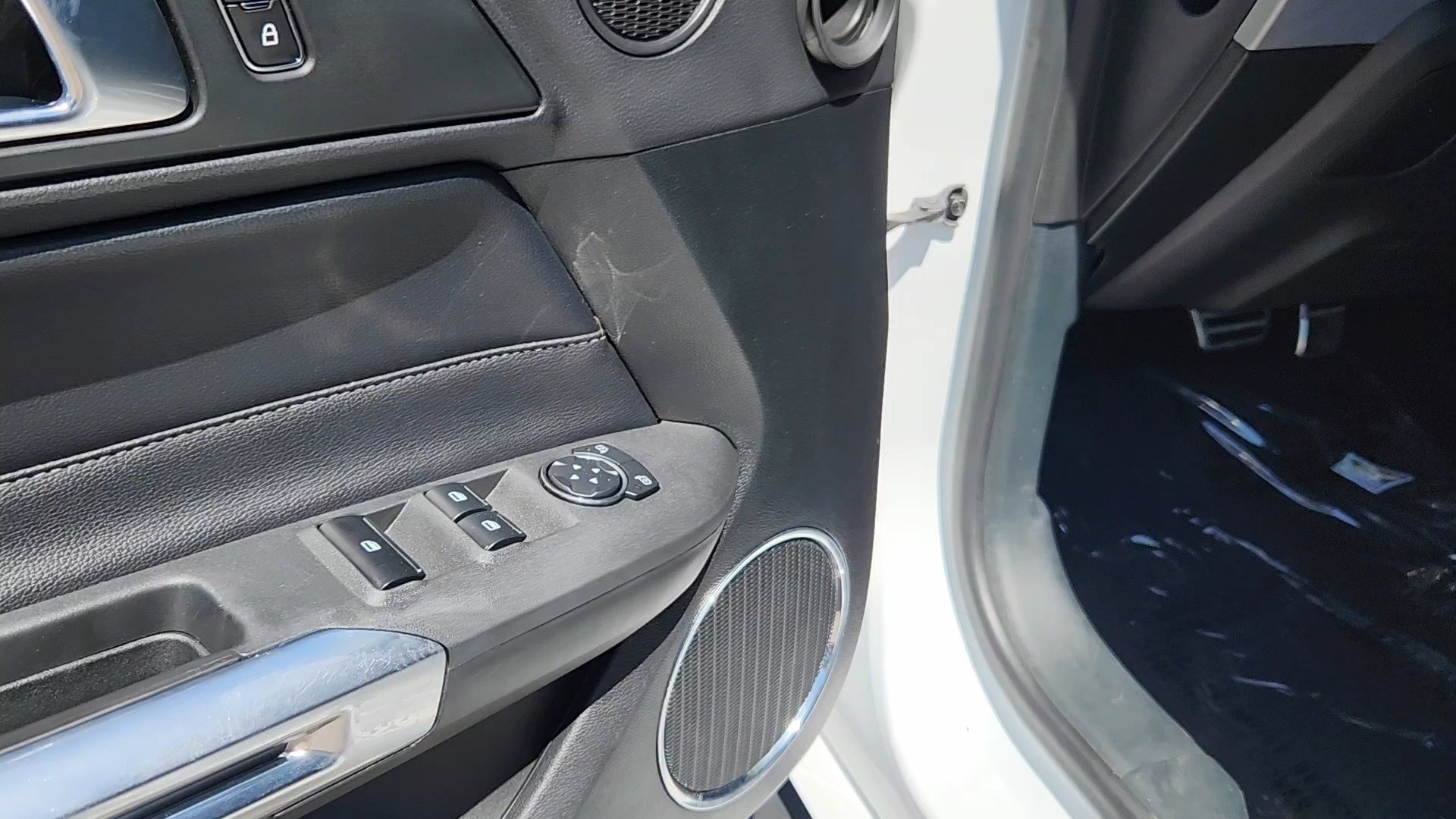 Certified 2023 Ford Mustang Premium RWD image 24