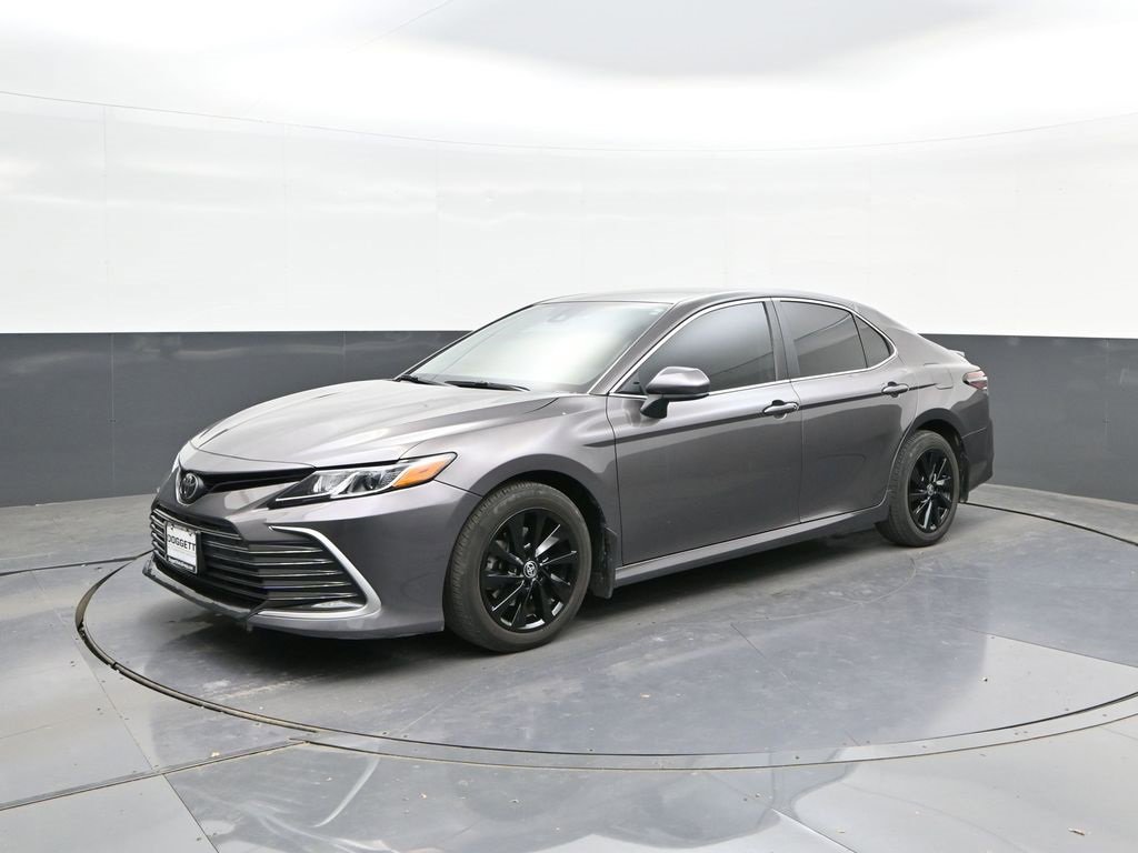 Used 2022 Toyota Camry LE