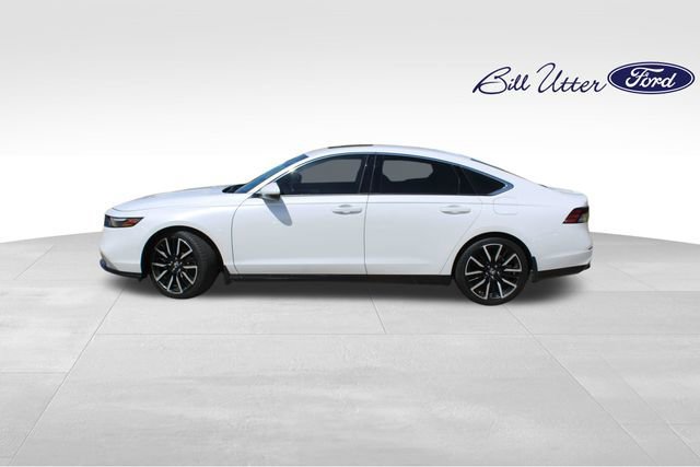 Used 2024 Honda Accord Touring video 2