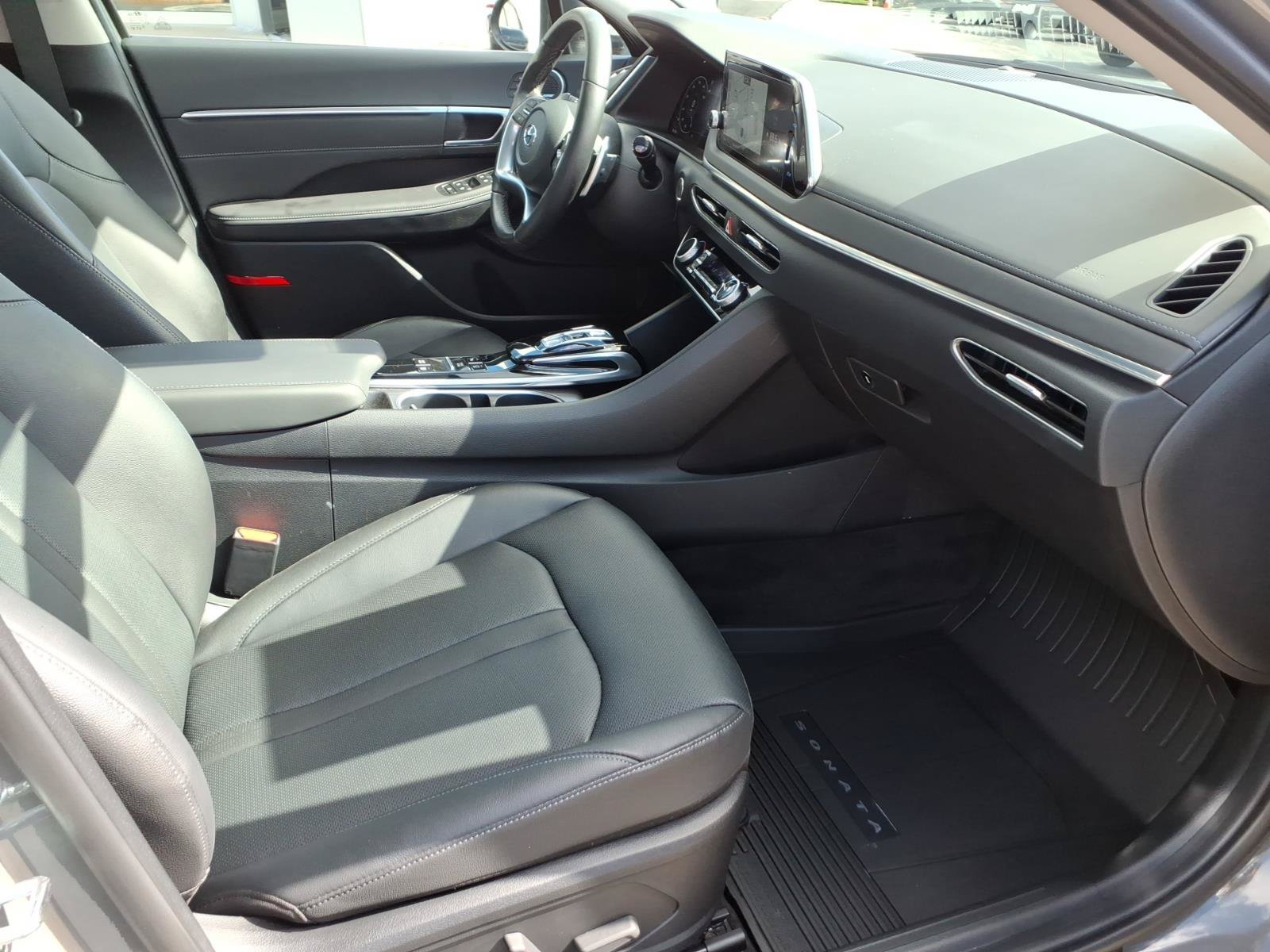 Used 2022 Hyundai Sonata Limited w/ Cargo Package FWD image 31