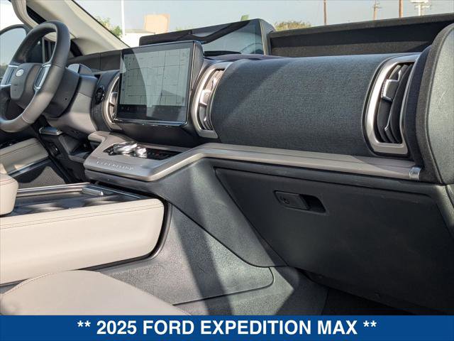 Certified 2025 Ford Expedition Max Active AWD/4WD image 21