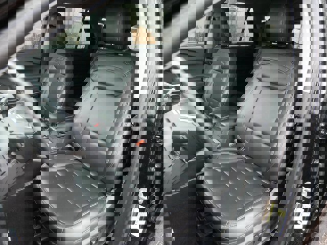 Certified 2024 Ford Explorer XLT w/ Equipment Group 202A image 11