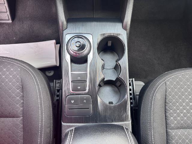 Certified 2025 Ford Escape Active AWD/4WD image 16