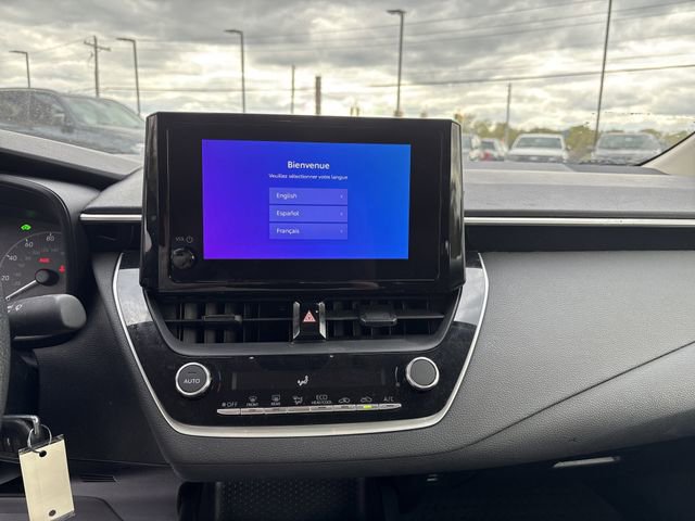 Used 2024 Toyota Corolla LE AWD/4WD image 31