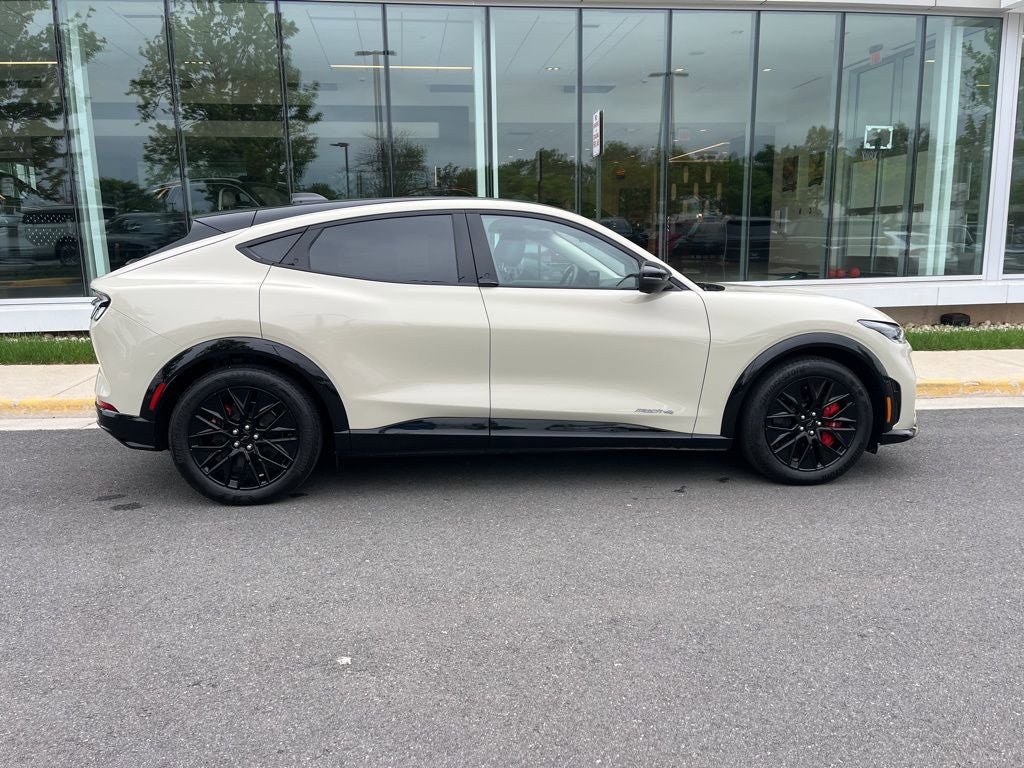 Certified 2025 Ford Mustang Mach-E Premium w/ Sport Appearance Package AWD/4WD image 9