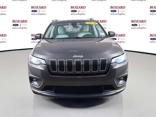Used 2020 Jeep Cherokee Latitude Plus w/ Comfort/Convenience Group AWD/4WD image 2
