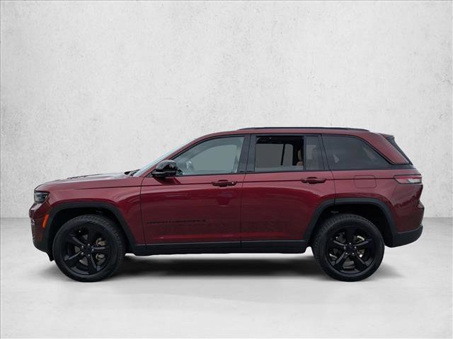 Used 2023 Jeep Grand Cherokee Limited w/ Luxury Tech Group II RWD image 8