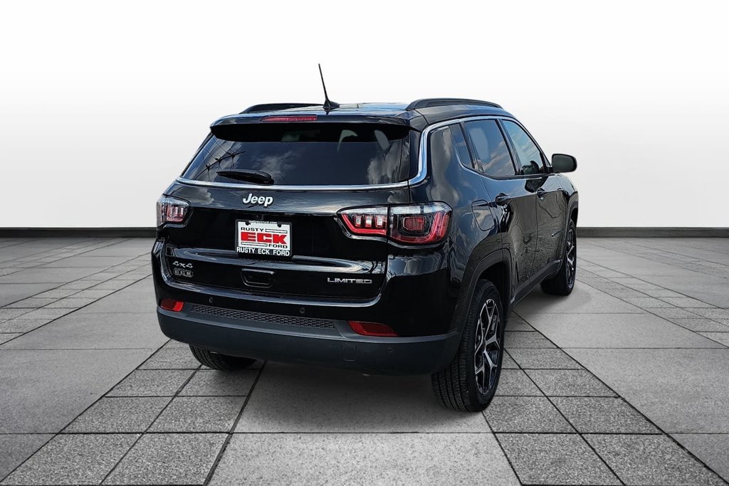 Used 2025 Jeep Compass Limited AWD/4WD image 5