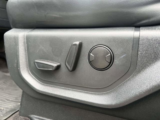 Certified 2023 Ford Expedition XLT image 21