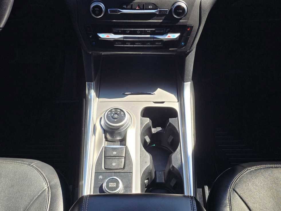 Certified 2020 Ford Explorer Limited w/ Class III Trailer Tow Package image 13