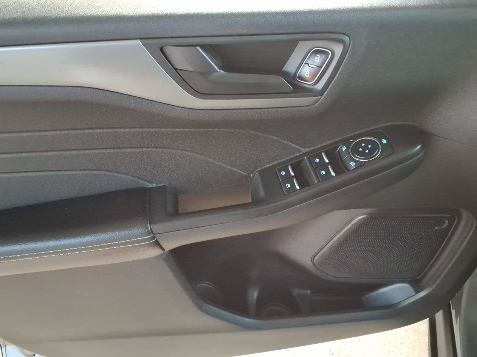 Certified 2024 Ford Escape Active FWD image 9