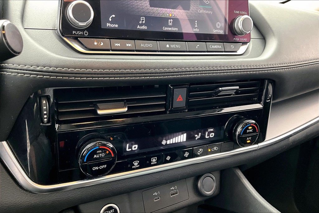 Used 2021 Nissan Rogue SV FWD image 31