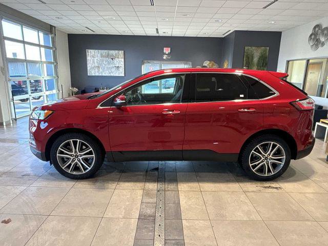 Certified 2024 Ford Edge Titanium w/ Equipment Group 301A image 2