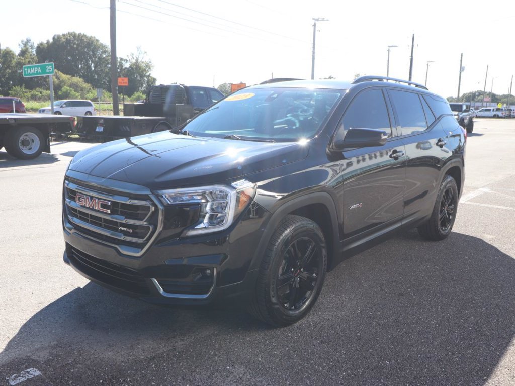 Used 2023 GMC Terrain AT4 AWD/4WD image 5