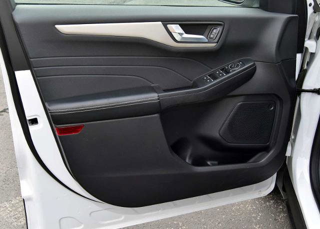 Certified 2022 Ford Escape SEL image 18