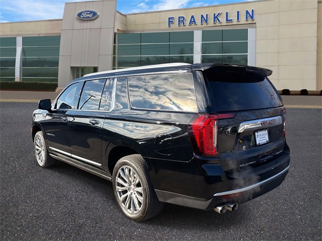 Used 2022 GMC Yukon XL Denali w/ Max Trailering Package image 3