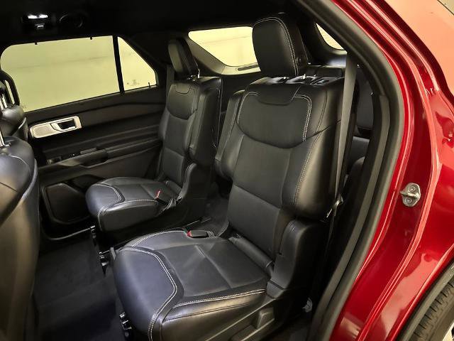 Certified 2020 Ford Explorer ST w/ Premium Technology Package image 31