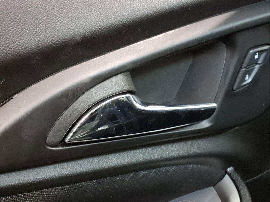 Used 2024 Chevrolet Malibu LS image 14