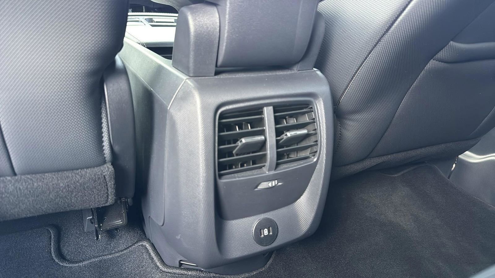 Certified 2025 Ford Mustang Mach-E Select image 28