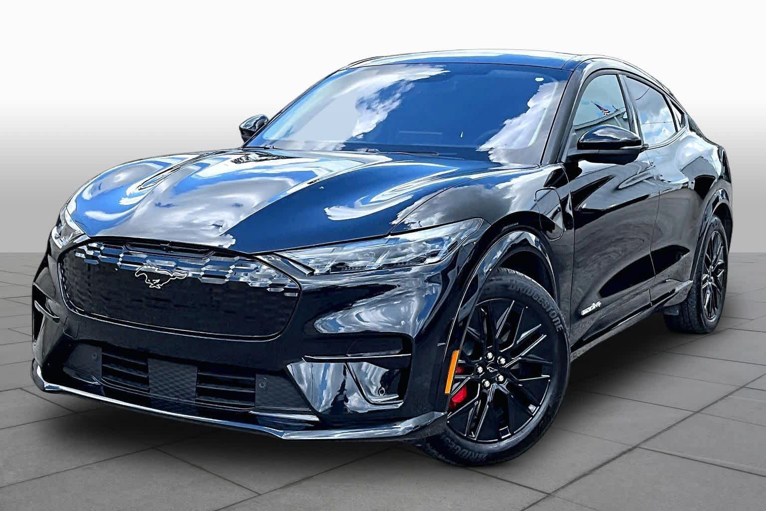 Certified 2025 Ford Mustang Mach-E Premium w/ Sport Appearance Package AWD/4WD image 34