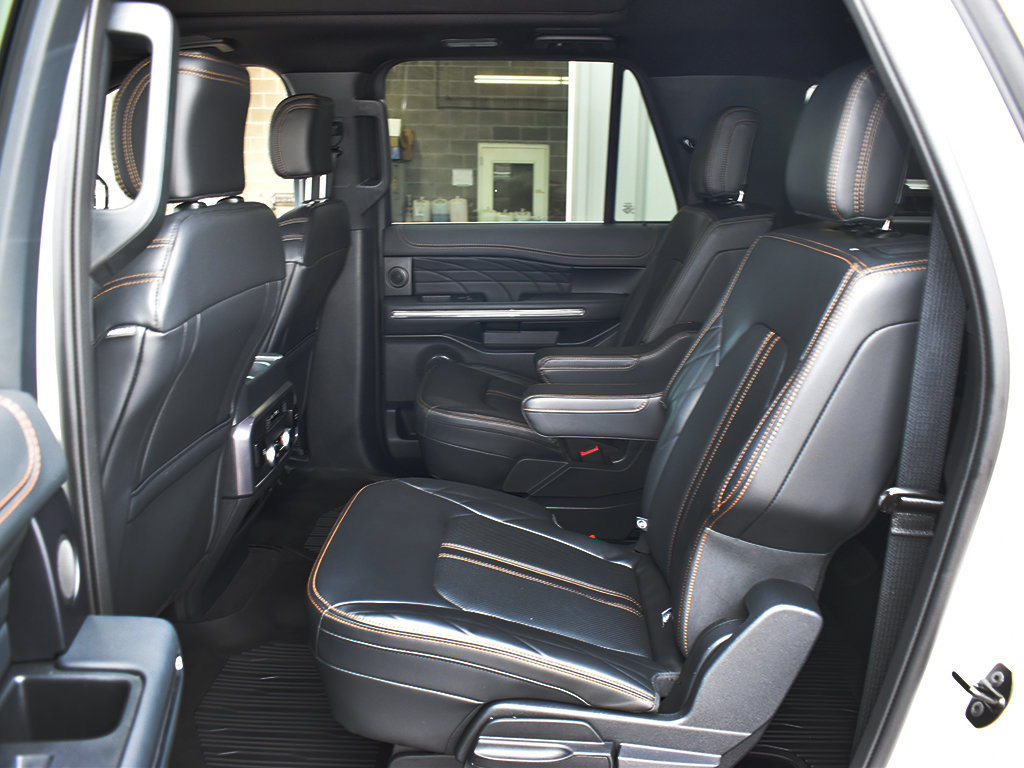 Certified 2024 Ford Expedition Max Platinum AWD/4WD image 6