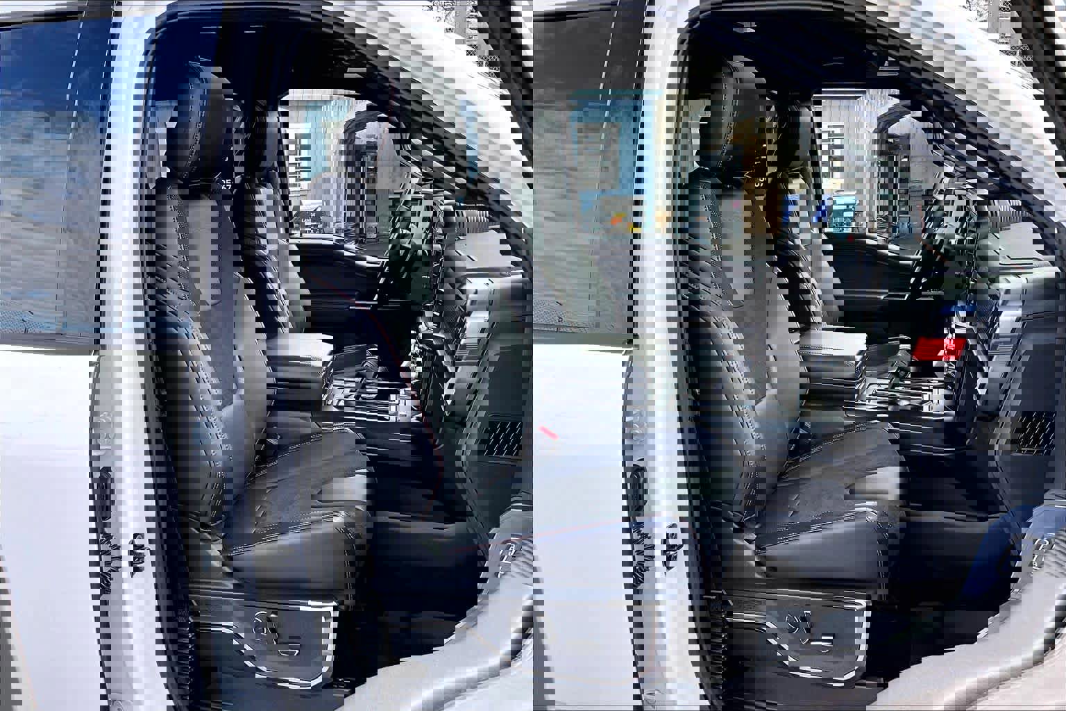 Certified 2025 Ford F150 Raptor image 12