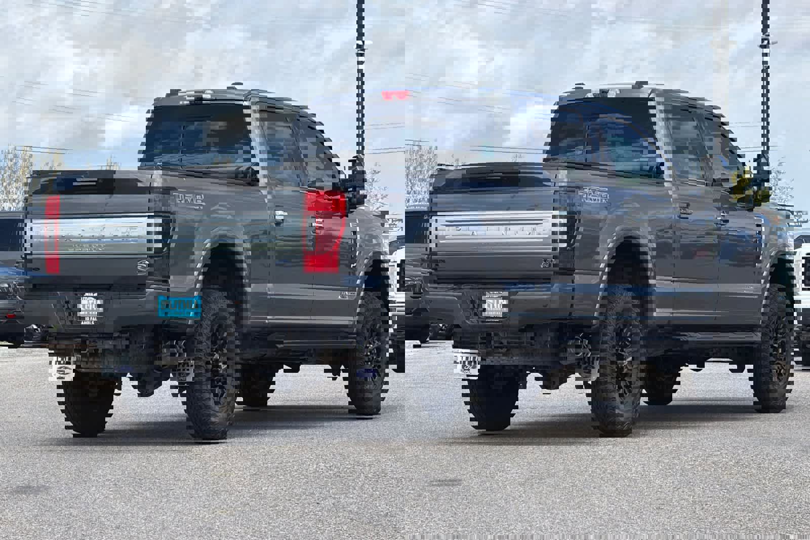 Certified 2022 Ford F350 Platinum w/ Tremor Off-Road Package image 5