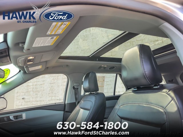 Certified 2023 Ford Explorer XLT w/ Equipment Group 202A AWD/4WD image 9