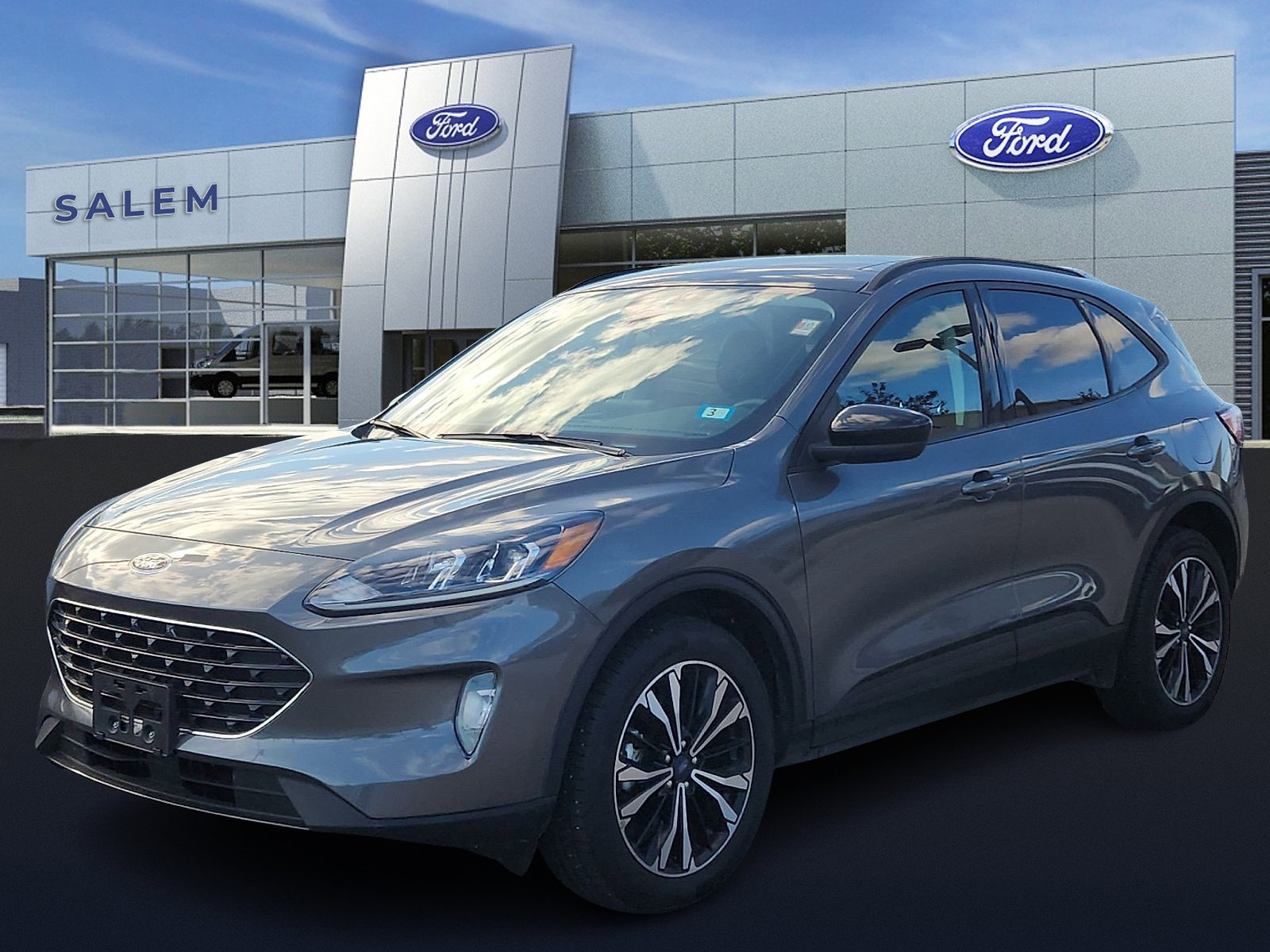 Certified 2022 Ford Escape SEL w/ SEL Stealth AWD Package image 7