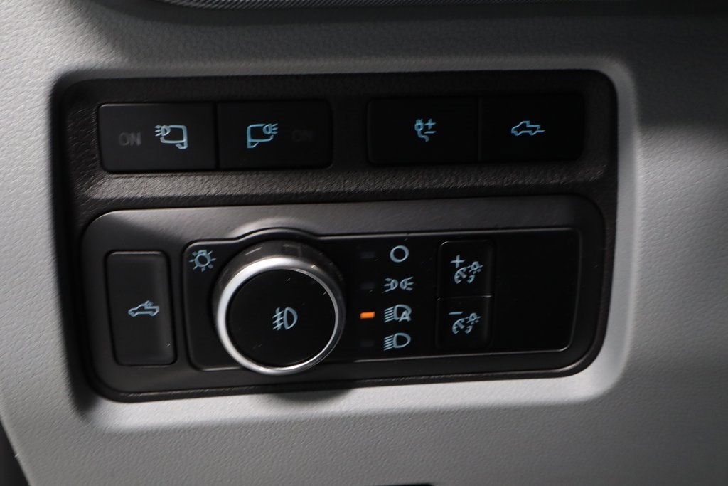 Certified 2024 Ford F250 Limited w/ FX4 Off-Road Package image 27