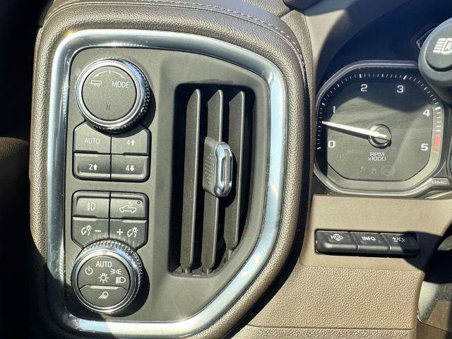 Used 2023 GMC Sierra 2500 Denali w/ Denali Ultimate Package AWD/4WD image 24