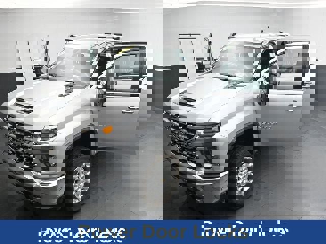 Used 2022 Chevrolet Silverado 2500 LTZ AWD/4WD image 32